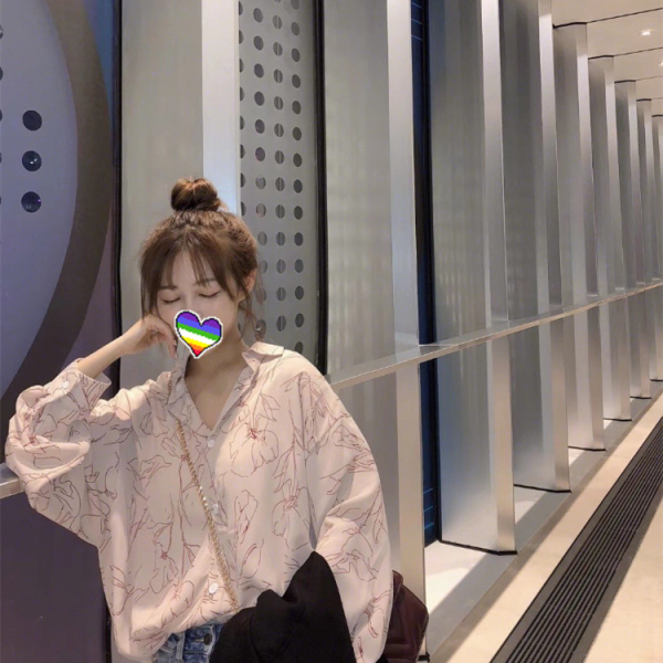 톱 캐주얼상의 늦바람 머메이드한 헵번풍 캐쥬얼 홍콩무드 클래식 보이핏 볼륨 감각 여성 가을