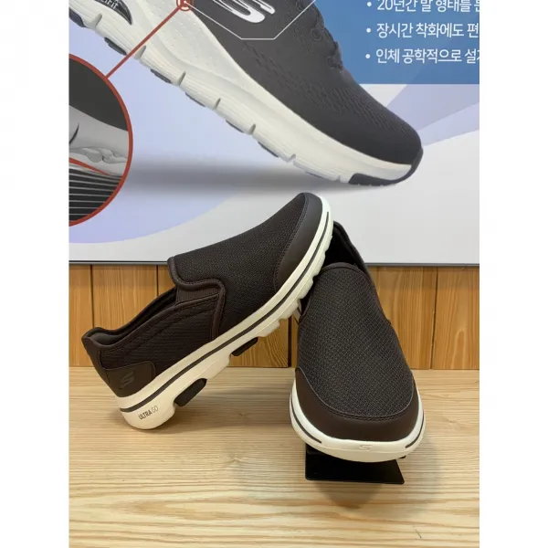 <SP0MW21X092> #SKECHERS [2001OUTLET GR] 편안함을 살리다! 스타일을 올리다! [고워크] 5 @BRN #워킹화 #런닝화 #쿠션화 NC구로