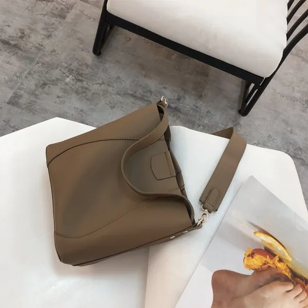 가방 트렌드 크로스백 심플 CHIC INS 대용량 버켓백
