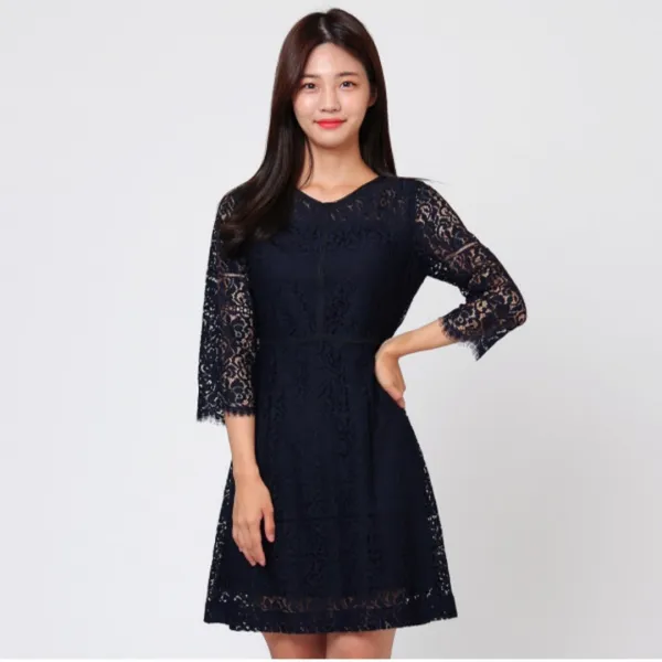 로엠세일 19년신상 레이스 격식원피스