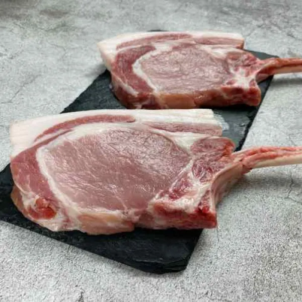 제주도 흑돼지 돈마호크 프렌치렉 1.2kg 뼈등심 목살 오겹살 숄더렉 뒷고기 산지직송 100%국내산 돈토마호크 돼지등뼈 토마호크 스테이크 돈마호크스테이크 에어프라이어스테이크, 1.흑돼지 프렌치렉 600g