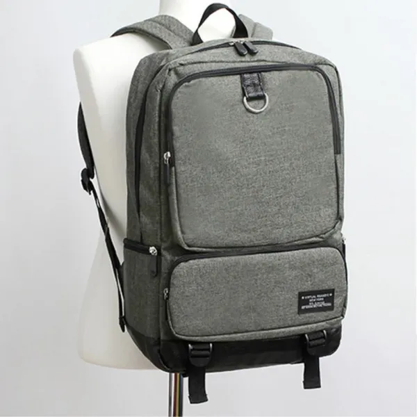 30대 직장인 도시인 캐주얼 15인치 노트북 백팩
