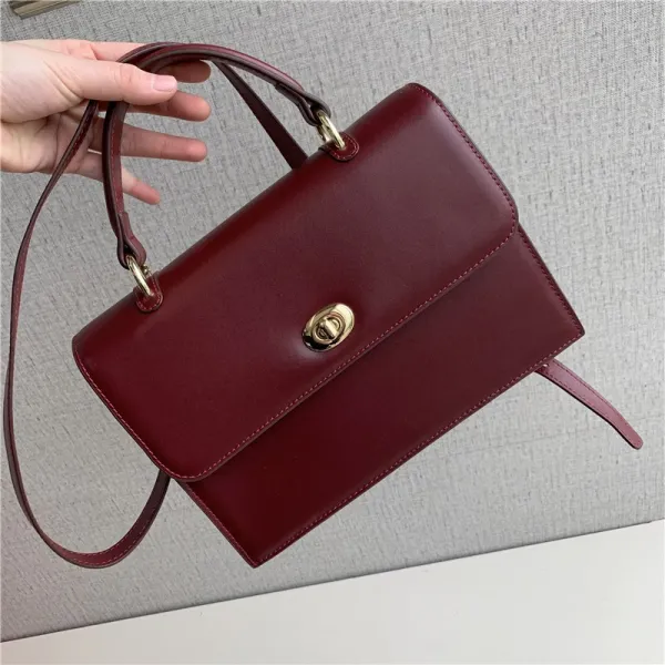 수출함 구제역 후회함 단 스타일리시 심플 대범스럽운 키링 메신저백