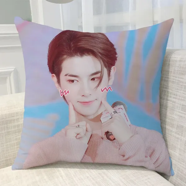 돌 연습생 저스틴 황명호 포옹 베개 주변 같은 소파 쿠션 자 사진 맞춤 생일 선물, 선명한 작은사이즈 이불 쿠션 접다 4