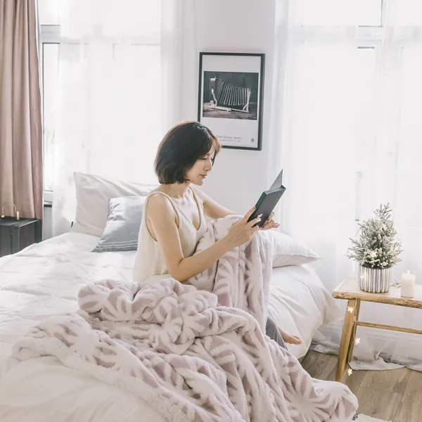 예는 겨울에 털담요 이중 코랄 모직 타월 이불 낮잠 쉬다 이불 가후 보온 플란넬 이불 홑겹 겹겹겹 모직 이불 커버 쌍인 자모마름 200*230cm