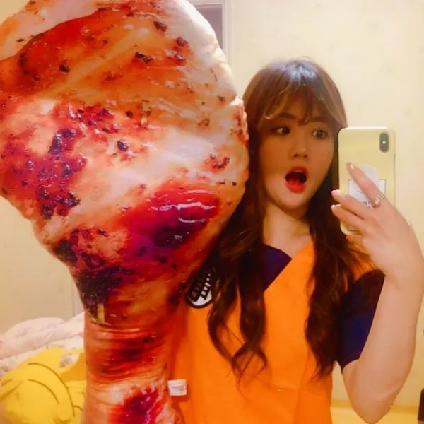 만백성의만물상 초대형90cm 닭다리 쿠션 핵인싸템, 중형