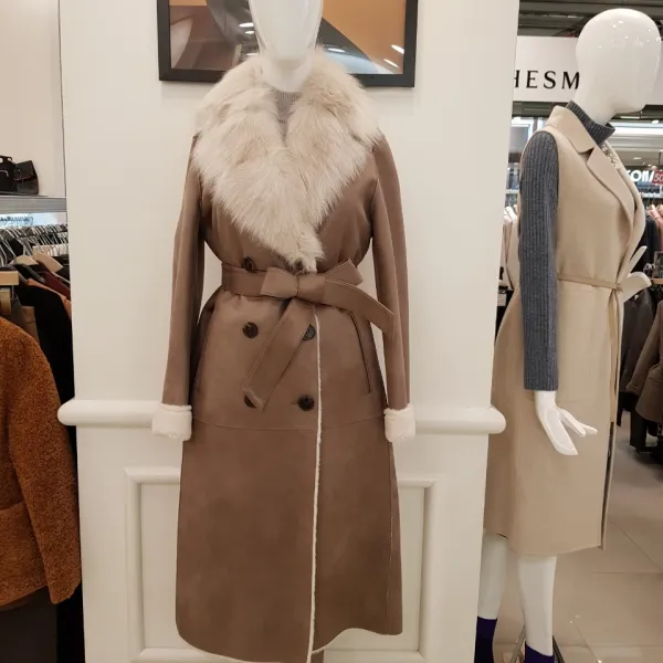 쉬즈미스::품절임박 파격가*고급짐에 끝판**지금 입으면 너무 예쁜&세련되고 우아한 겨울코트**카라 천연 폭스 안감 전체 에코양털 롱코트