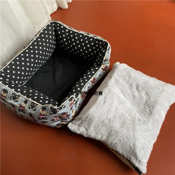 Feb.04 197번 다 뜯으면 대 중소형 강아지 집까지 세탁이 가능하며 도톰한 기모 산호 쿠션 활동식 퍼플 고귀함 활동z 곰 돌 이 별 똥 별 은 떼 어 낼 수 있다.