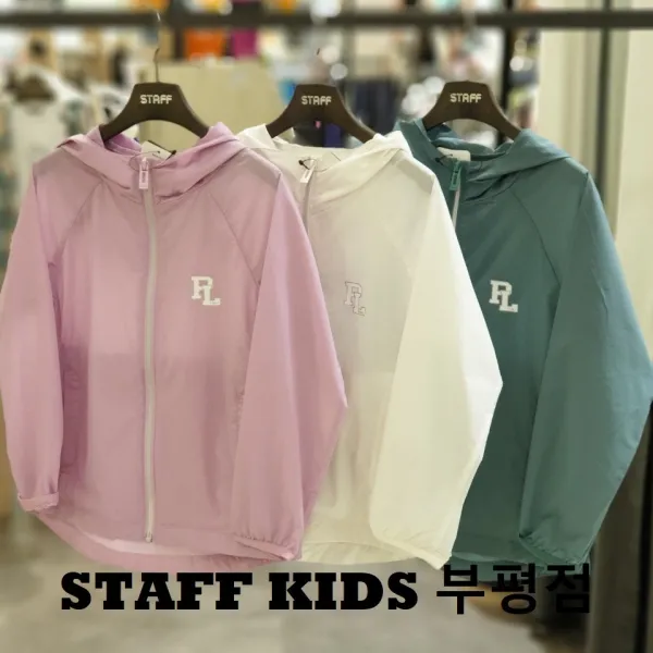 스탭키즈 부평점 20신상50%파격할인 소중한 우리아이를 자외선으로부터 지켜줄 Uv차단 기능성 바람막이 점퍼