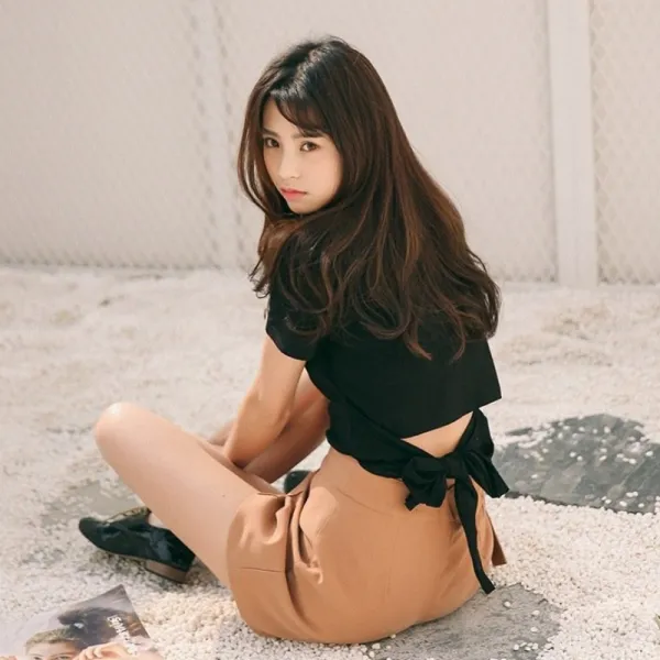 Gb1004 여성 여름 반팔 티 셔츠 크롭티 배꼽티 브랜드 하객 Yxt35 591683128823