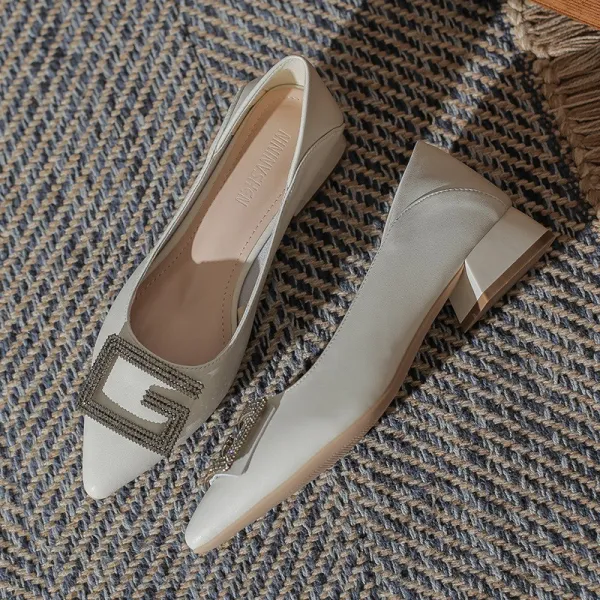 년 가을 싱글 메탈 레드 진피 메탈 단추 뾰족하다 얕다 입 굵다 신발 부드럽다 선녀 신발