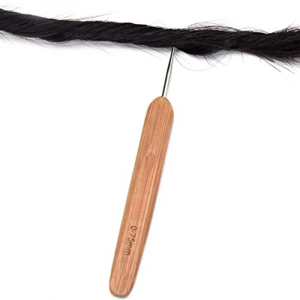 Dsoar 험상 크로 셰 뜨개질 바늘 0.75mm 1 피스 드레드 꼰 헤어 크로 셰 뜨개질 후크 대나무 험상 험상 용 헤어 확장 도구 단일상품 단일상품