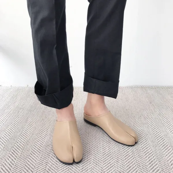 아르페 남자 모던 절개 가죽 블로퍼 2color