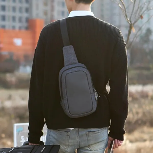 심플한 데일리백 일상생활 여행슬링백 기자각방 30대