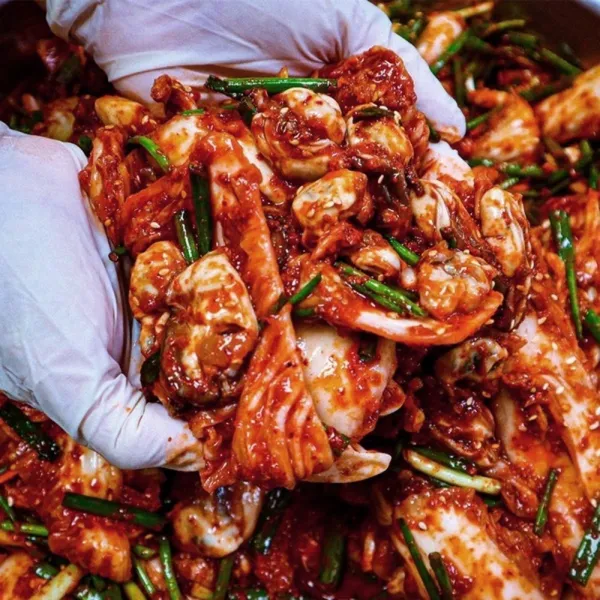 엄마마음 여수 주문 당일에 바로 무쳐 만드는 입맛 살리는 굴 겉절이 굴김치 굴겉절이 1kg