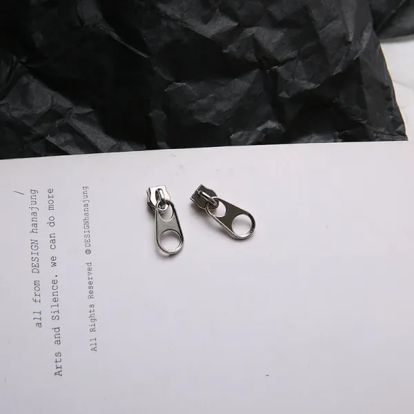 청정직구 상패 피어싱 인싸템 펑크에게 어두운 밤바람이 느껴지다 악세사리 남성 여성 같은스타일 조수 깡충폭발랑 귀걸이