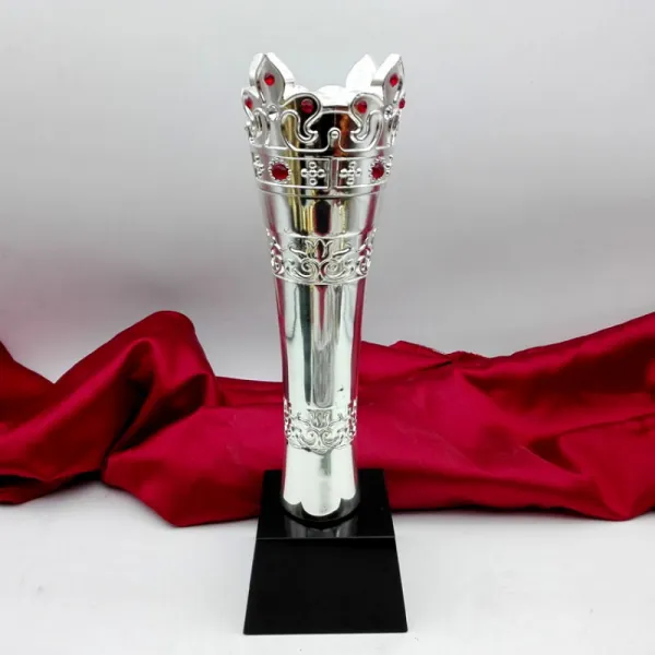 메 탈 크라운 트로피 제작 크 리 스 탈 트로피 글 자 를 새 긴 경기 게임 메달 연회 트로피