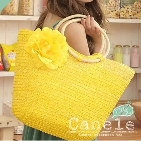 라탄백 바겐세일 VIVI심플 패션 나무손잡이 꽃송이 비치가방 라탄 휴대용 왕골백 가방여성 빅사이즈가방