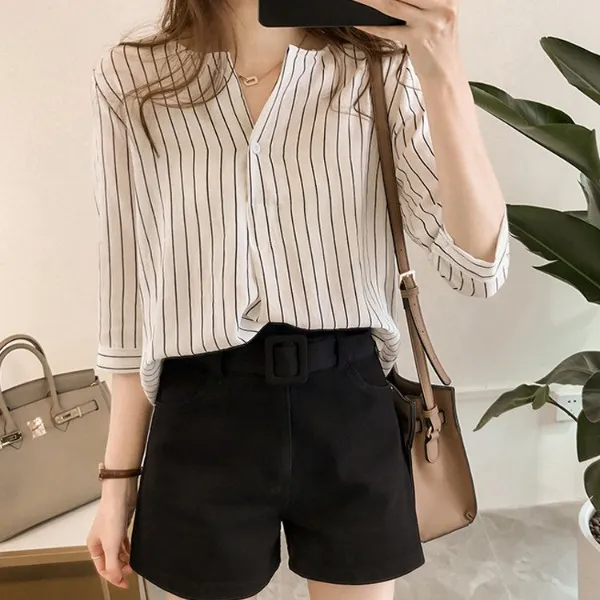 디에프 깃스트라이프 버튼 슬림셔츠 여성 봄 여름 셔츠 데일리