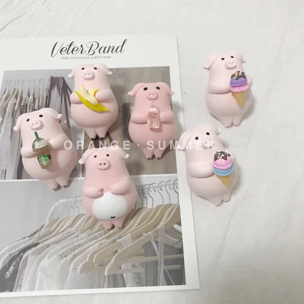 가내수공업 진열 장식품 귀여운 누이동생 티라이트초 석고 사진 확대다 고체 향내 자동차 바람받이 여성 운전기사, 배꼽 돼지