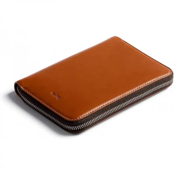 Bellroy Travel Folio-프리미엄 가죽 제품 트래블 오르가나이저 RFID보호 탑재(여권 2권 카드 4-8장