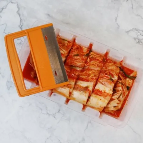  텐바이텐 갓샵 김치자르미 1/2포기용 김치보관통 김치칼 김치자르기 옵션선택