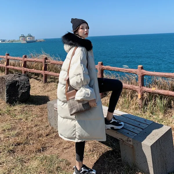 데일리룩 패션 시티여성 캐주얼룩 블랙퍼장식 롱패딩