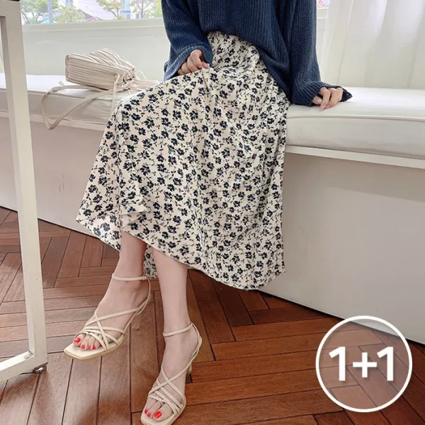 코코블랑 (1+1)빈티지아 꽃나염 롱 스커트