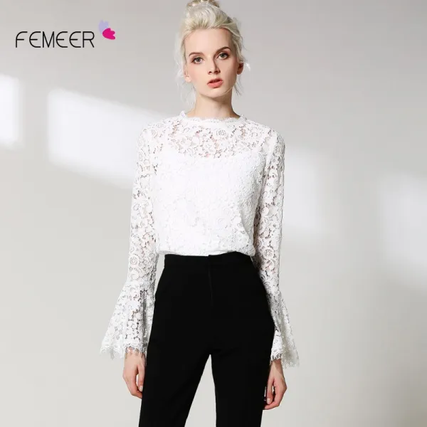 동빠몰 러플 FEMEER 여름 가을스타일 래쉬 꽃레이스 나팔소매 긴 펀칭 슬림 블라우스 아방가르드한디자인