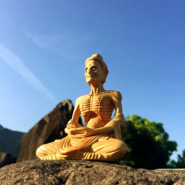 불교용품 황단목 10.5cm 14.5cm 장인수공품 석가모니 부처님 고행불상