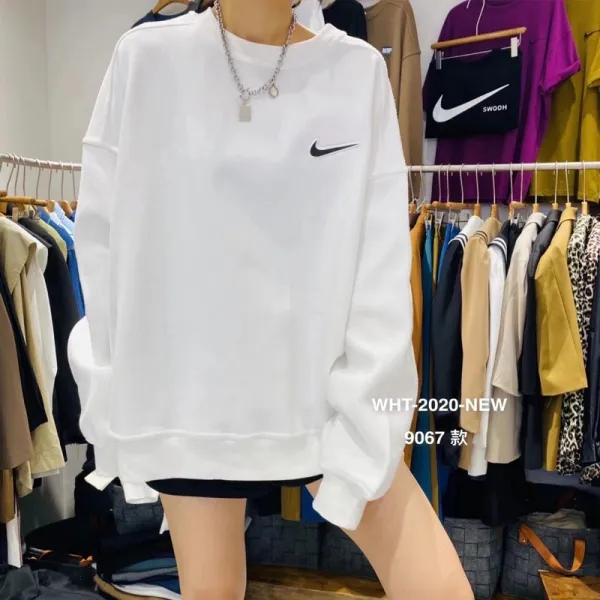 WHT 꿍꿍이수작 블랙 스타일리쉬 상의 겨울 가을 두꺼운 라운드점퍼