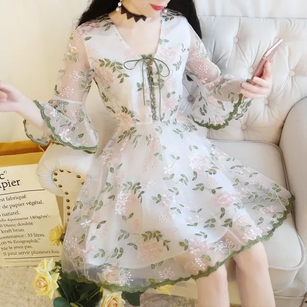 다발로 여성 여름 봄 롱 레이스원피스 예복 뷔스티에 샤틴