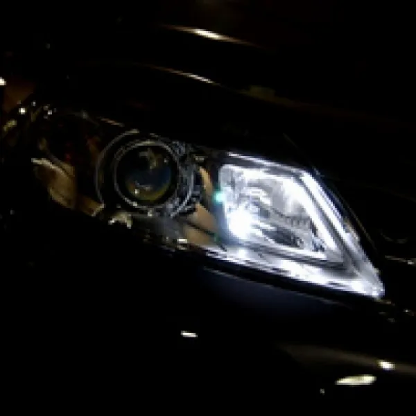 SM5 e.2010년형 전방미등 3Chip T-10 2P 5450 Bulb 자동차 차량 용품, 1
