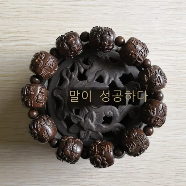 wangLeiming자동차 액세서리 침향목 나한 불주 평안부 자동차 기어 진주 고급 차량 적재 장식품 차내 장식품, 빨리 성공하다