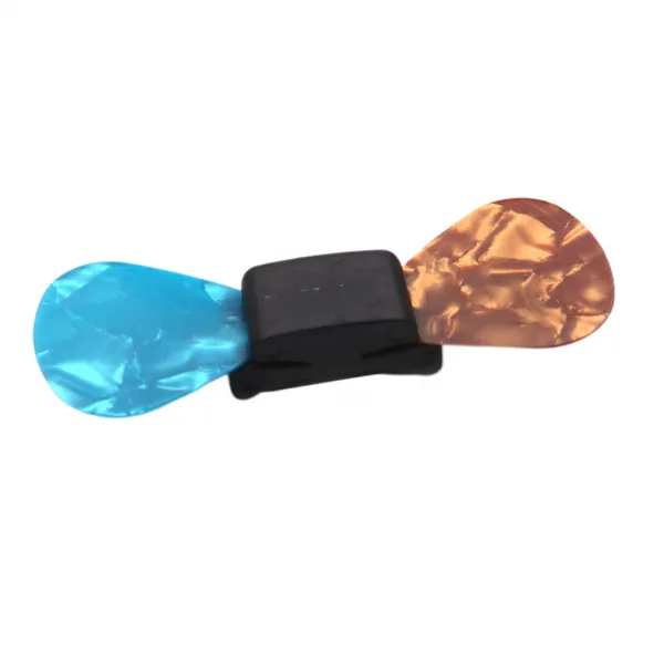 FWT 2Pcs 컬러 Plectrums 세트가있는 주축 대에 검은 색 고무 홀더 수정