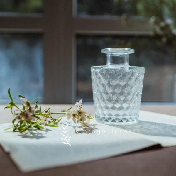 델리아스토어 팬시 클래식 가볍게 사치한 부조 소구경 유리 군소 수배 건화병 C타입 하이 9.5cm 구경 2cm