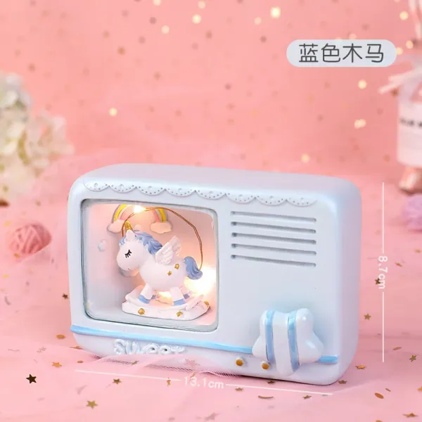 생일 선물 여자 친구 6월 1일 친구에게 창의 소녀 가슴 작은 물건 ins 귀여워, 블루 목마