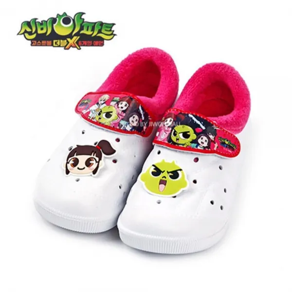 굉장히가벼운 캐릭터 내피 실내화 겨울거실화 거실화