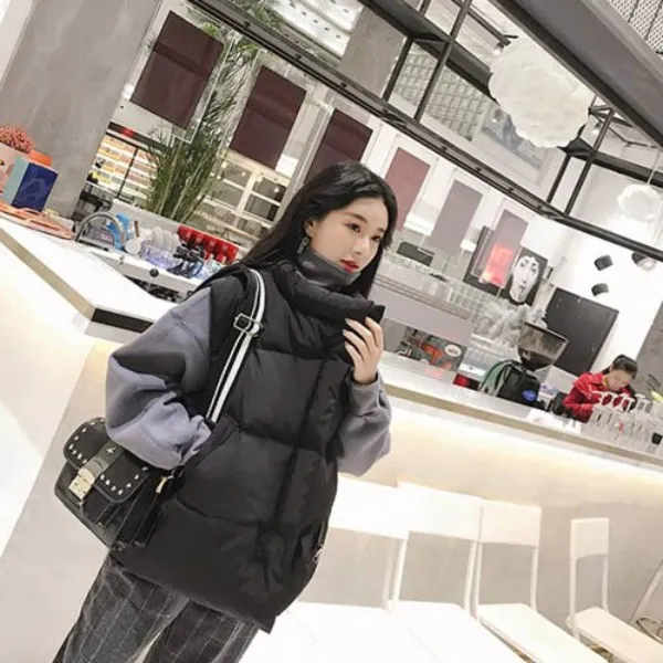 가바바 여자 겨울 숏조끼패딩 귀욤귀욤한 스타일 따뜻하게 깜싸는 터틀넥 데일리 패딩조끼 G40292