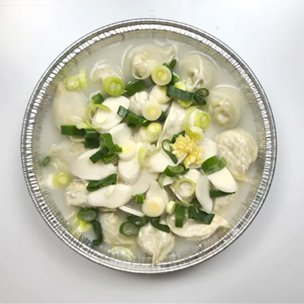 [산들따옴] 워킹맘's 떡마니 야채 떡만두국 키트 [ 1~2인분/직화냄비 포함], 1개