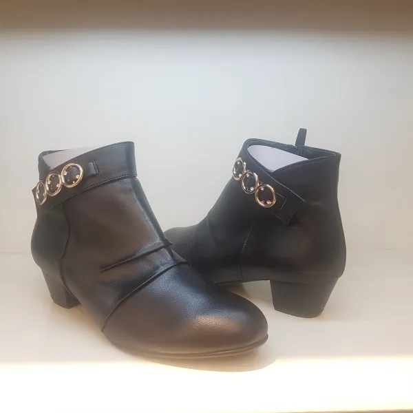 제니아 발편한 4cm 여성 앵글 부츠