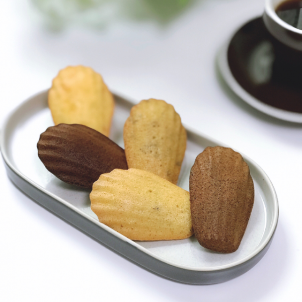 베이크감당 글루텐프리 저탄고지식단 당뇨식단 당질제한 저탄수 마들렌 세트, 10종, 210g
