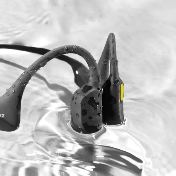 해외 소음 Aftershokz As800 04.뙤약볕이 붉다