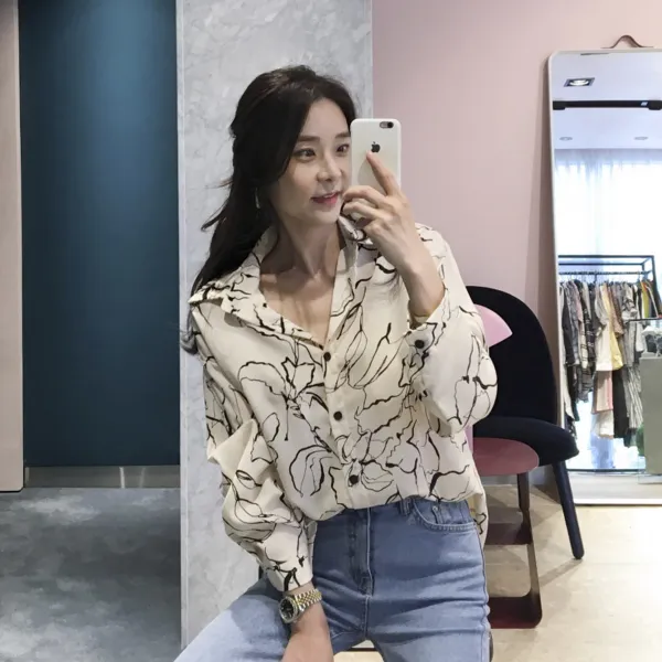 리틀마켓 드로잉 나염 플라워블라우스 Bd05a9 