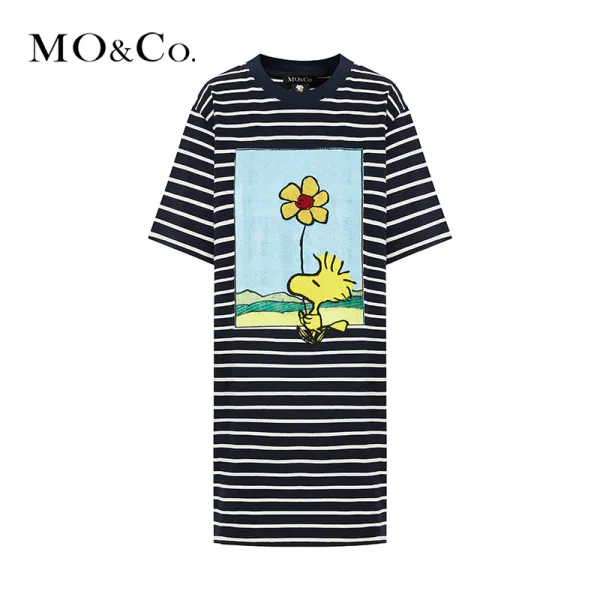 MOCO 여름 역사 누비 연명 자수 스트라이프티셔츠 MBA2DRST07 마안카