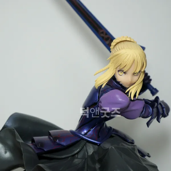 oem 국내배송)미소녀피규어 Fate-stay night 세이버오르타 비왕철퇴