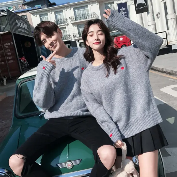 주연 겨울 가을 커플룩 등기부등본 사랑하트 라운드넥 니트 여성 코리아 스웨터