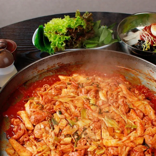 [맛있는 ]춘천 맛집 통나무집닭갈비 2인분/3인분 매장동일상품, 02. 통나무집닭갈비3인분(1.2kg), 상세설명 참조