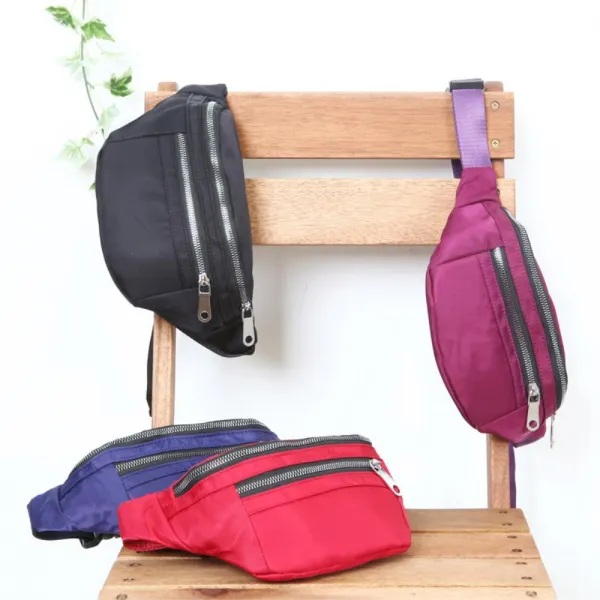 동네뒷산 나들이모임 중년여성 힙색 멀티수납 돈가방