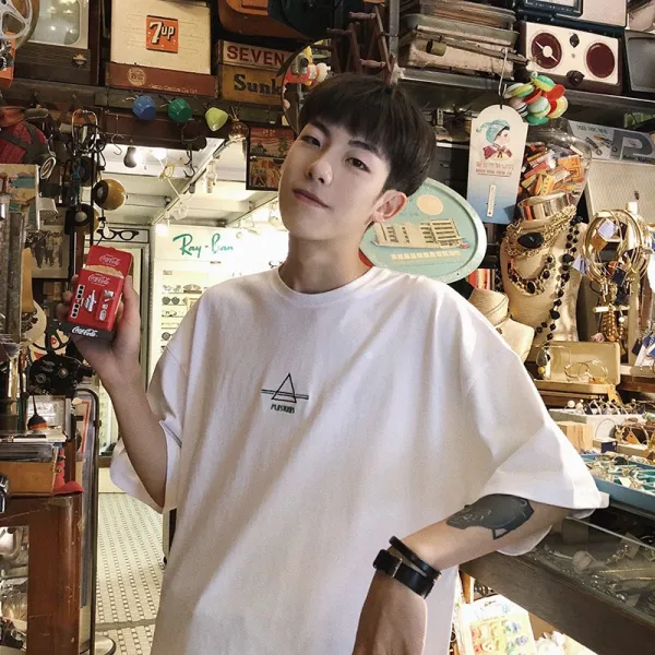와이즈샵 반소매티셔츠 반팔T셔츠 도망치다 J남풍 오리지널제작 작업 방 가게 APMMDD 원기 오이카와 같은스타일 옷 남자
